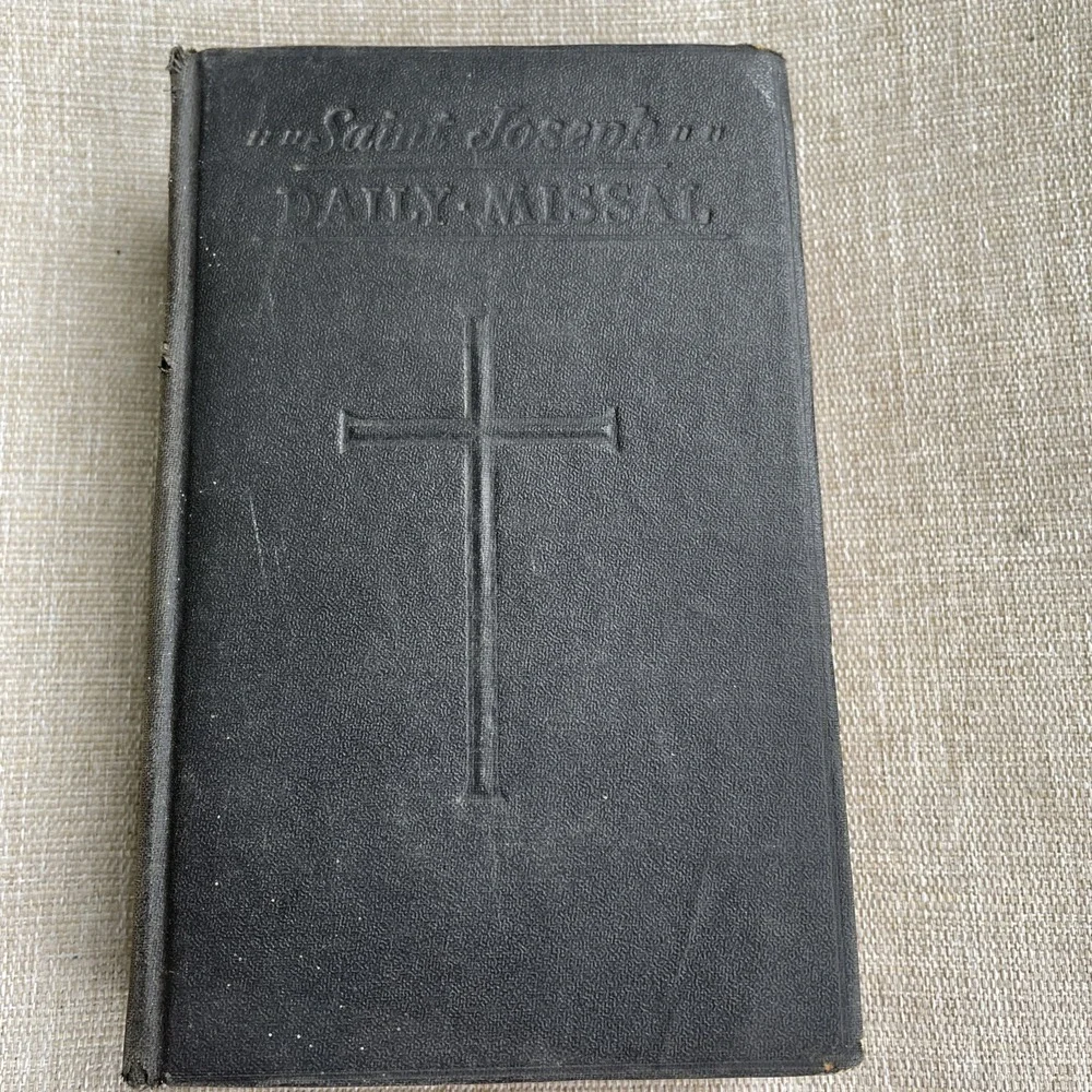Saint Joseph Daily Missal 1956 Catholic Prayer Book Confraternity Revised Editio
